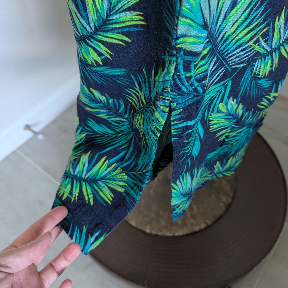 Soft Surroundings Green Leaf Pattern Pants - image 4